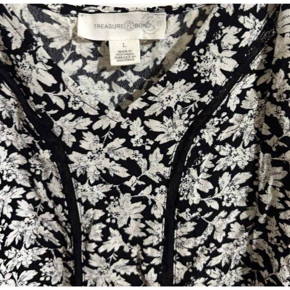 NWT  Treasure & Bond Floral Print V-Neck Cami Tank, Lace Trim, Adjustable Straps - Picture 5 of 12